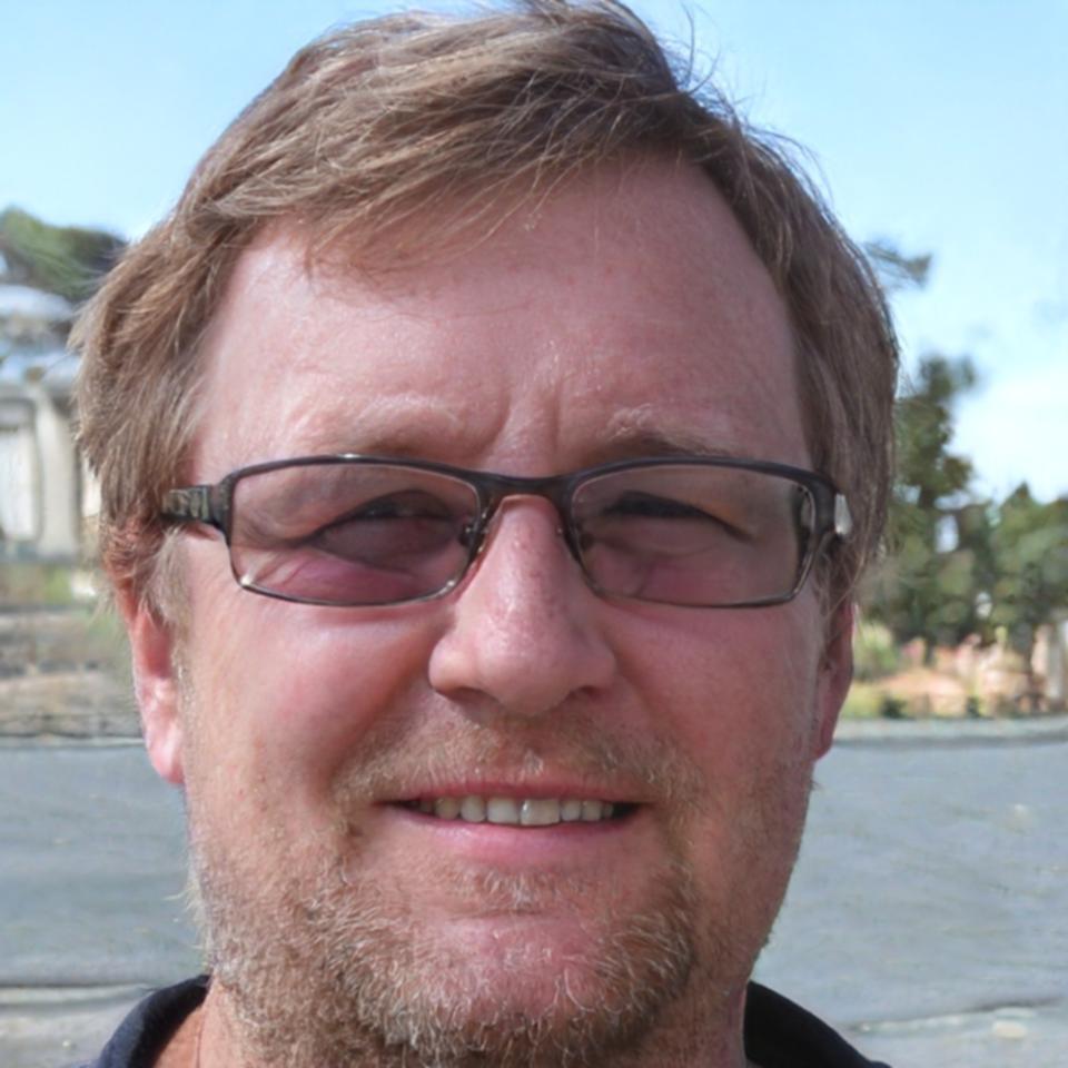 Porträt von Marcus Weber, zufriedener Kunde